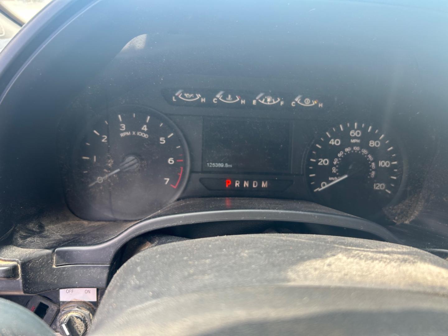 2018 White Ford F-150 XL SuperCab 6.5-ft. 4WD (1FTFX1EG6JK) with an 3.5L V6 DOHC 24V engine, 6A transmission, located at 1687 Business 35 S, New Braunfels, TX, 78130, (830) 625-7159, 29.655487, -98.051491 - Photo#10